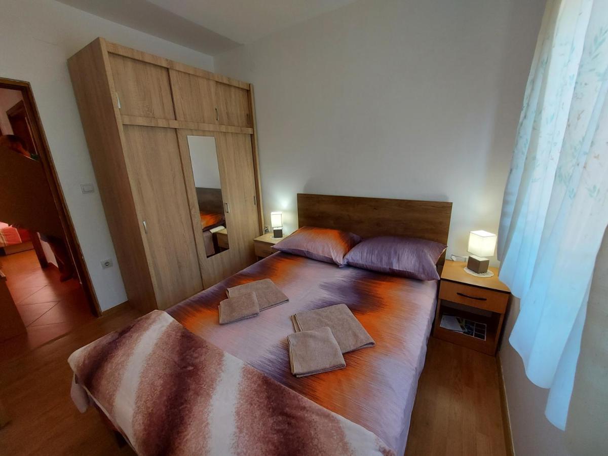 Apartman Porat Appartamento Pola Esterno foto