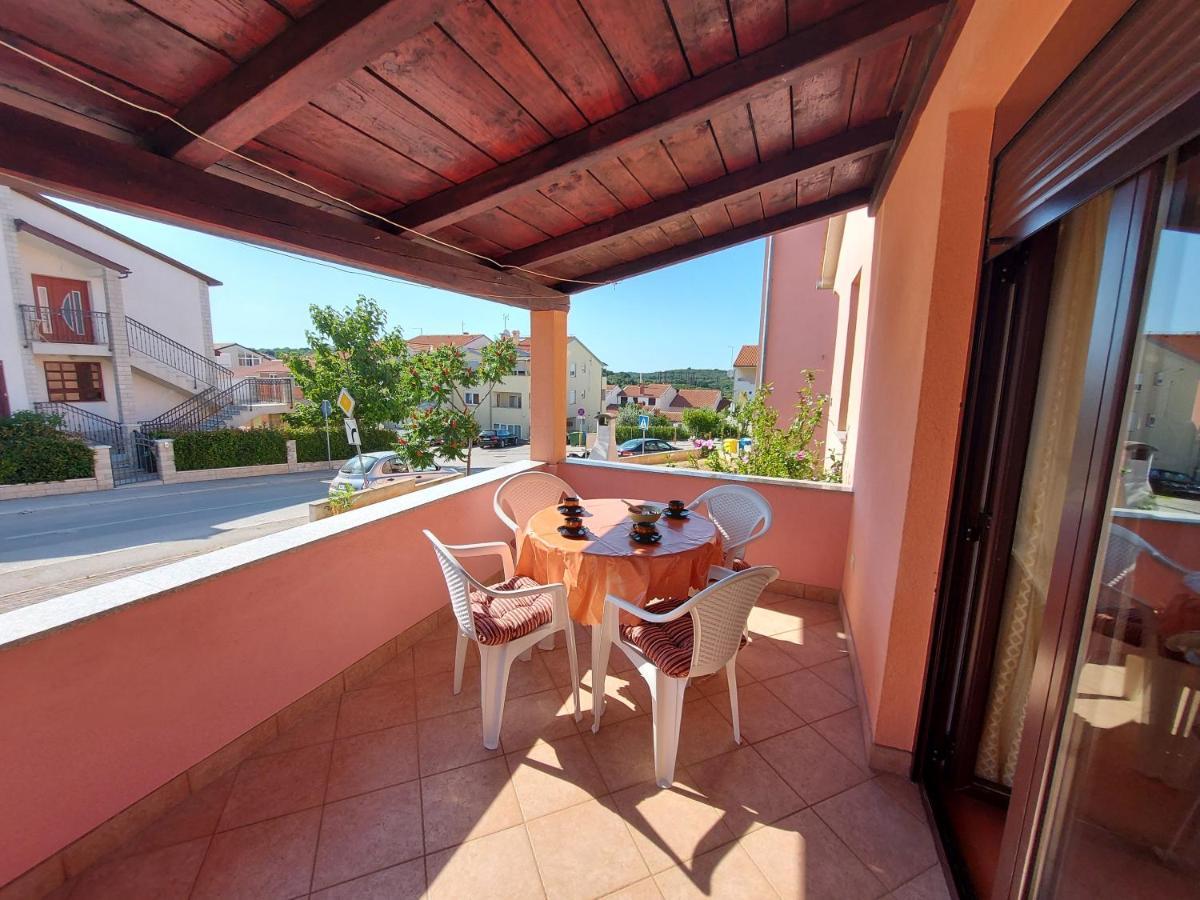 Apartman Porat Appartamento Pola Esterno foto