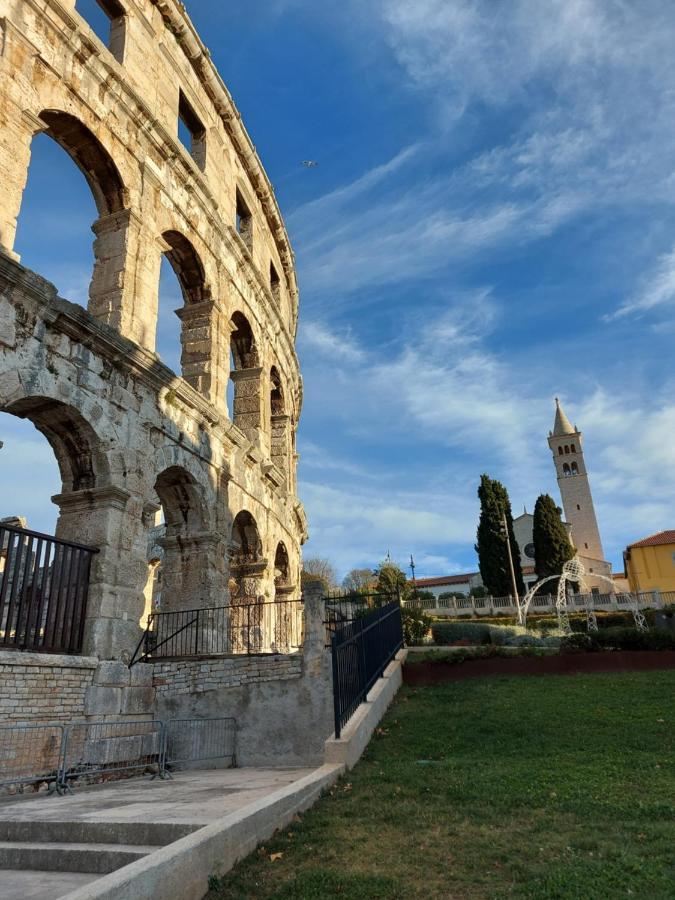 Apartman Porat Appartamento Pola Esterno foto